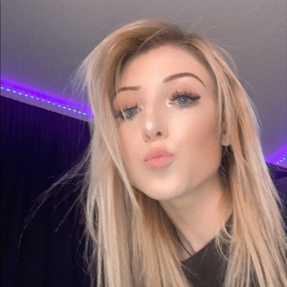 Meet your Posher, Baylee